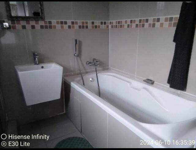 3 BEDROOM HOUSE FOR SALE IN THE ORCHARDS